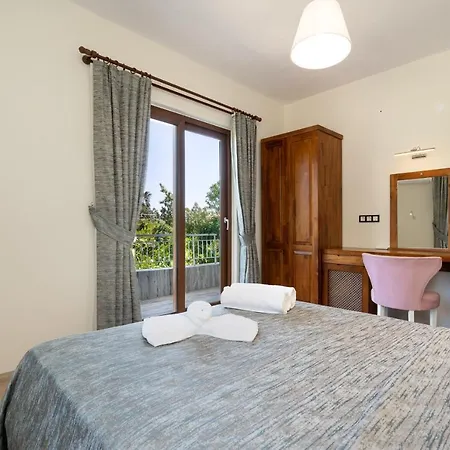 Ayris Hotell Çıralı