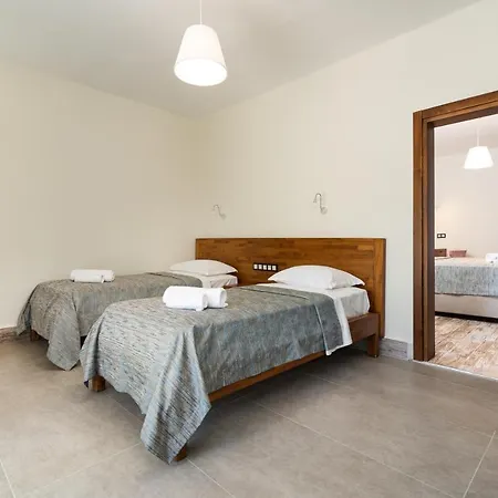 Ayris Hotell Çıralı