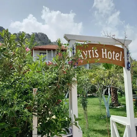 Hotel Ayris